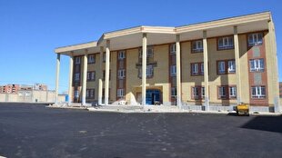 بخشی از زکات به مدرسه سازی اختصاص یابد